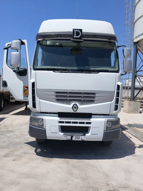 Renault 320dxi 2010