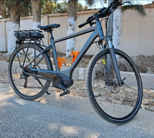 Velo electrique cube touring pro