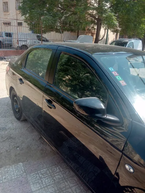 Peugeot 301 2013 Fennec