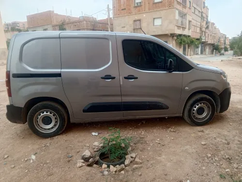 Fiat Doblo 2023 Talyan