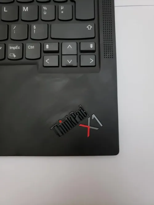 Thinkpad X1 carbon gen9 i5