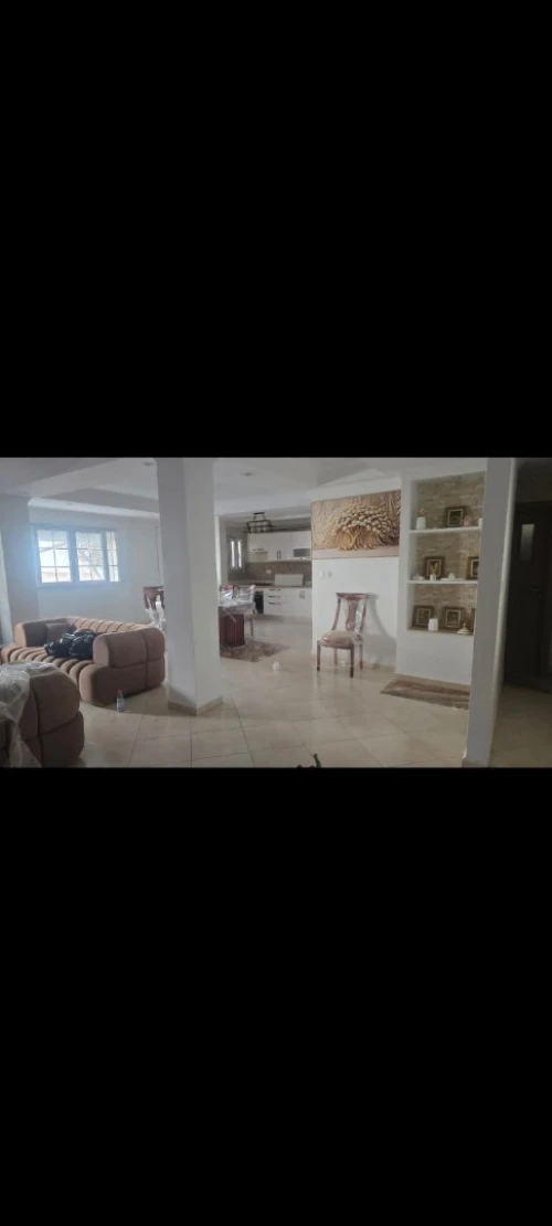 Location Appartement Niveau de villa F5 Alger Dely brahim
