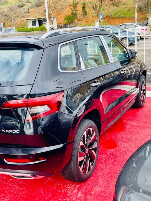 Skoda Karoq 2025 Full options