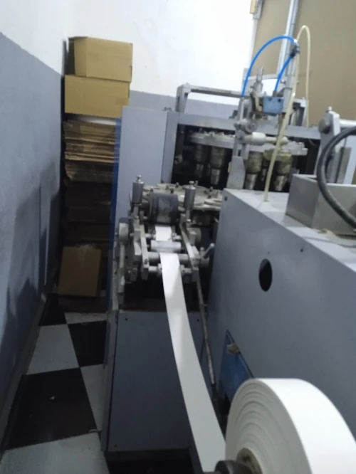 Machine à gobelets 
