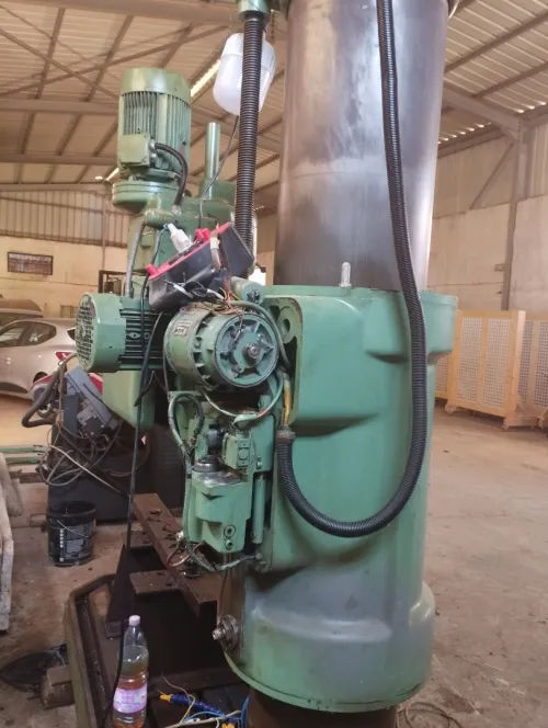 Perseuse radial 
