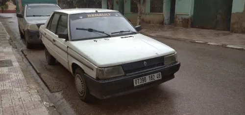 Renault 9 1982 9
