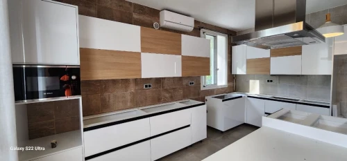 FABRICATION CUISINE EQUIPÉ MODERNE Sur mesure