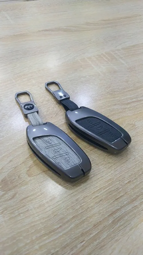 Cache clé METAL Luxe MG5