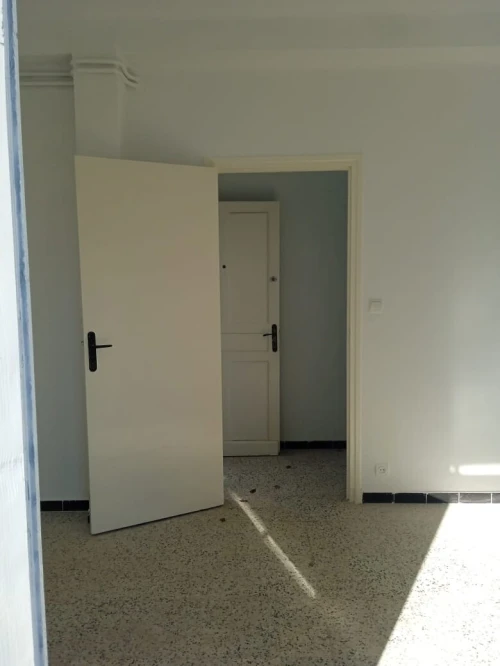 Location Appartement Niveau de villa F4 Alger Chevalley
