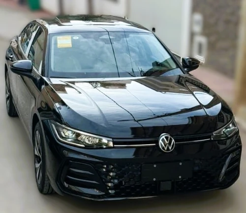 Volkswagen Passat 2025 PRO