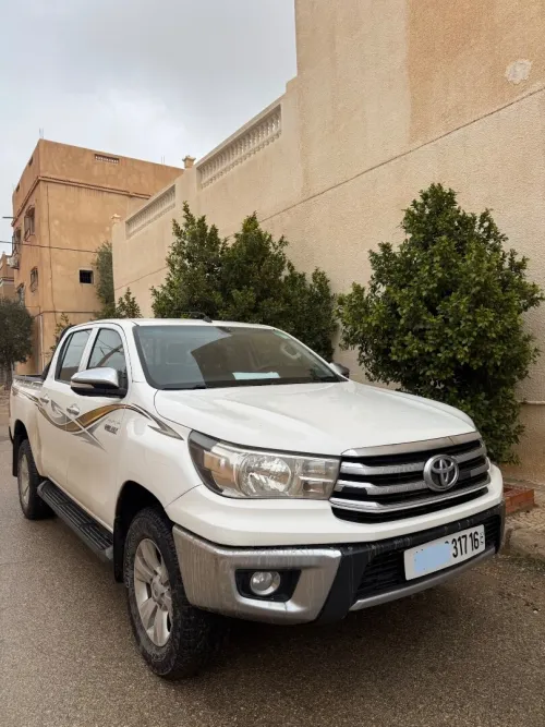 Toyota Hilux 2017 Revo 4x4