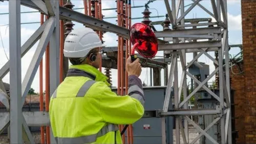 Contrôle des installations électriques, surveillance de décharges partielles et instrumentation