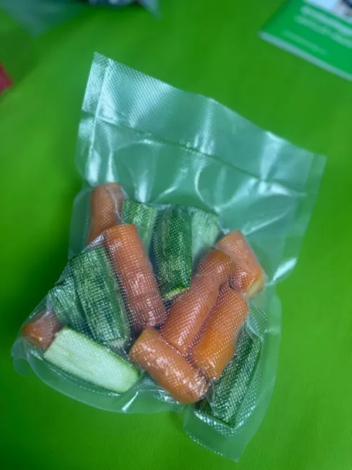 Sacs sous vide gaufrés pour légumes