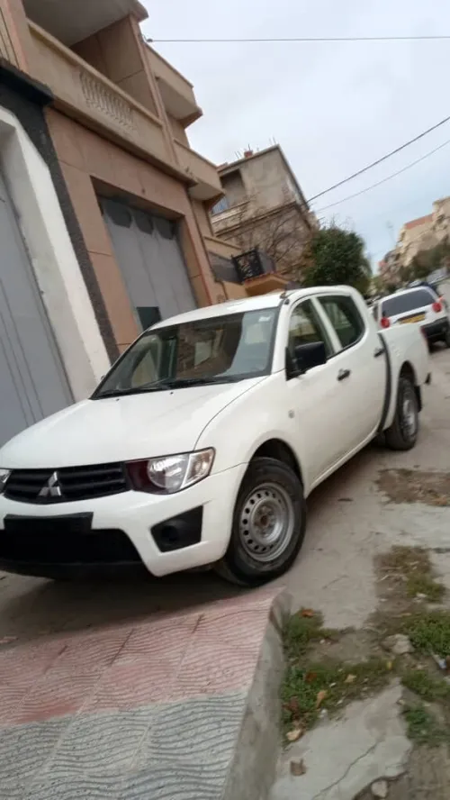 Mitsubishi L200 2015 Doube cabine Evolution