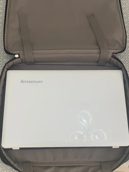 PC portable LENOVO IDEA PAD Z580