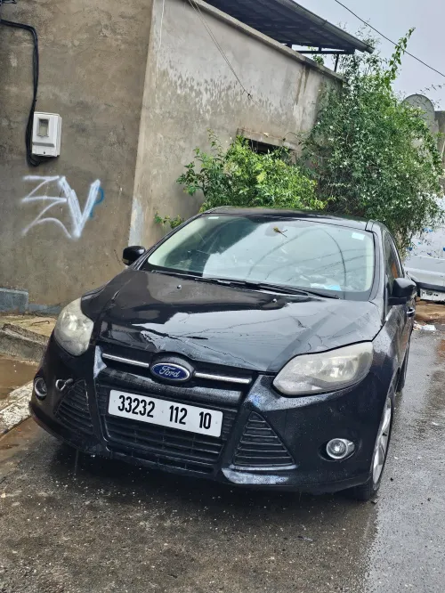 Ford Focus 4 portes 2012 Focus 4 portes