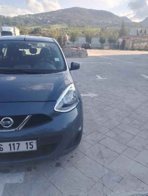 Nissan Micra 2017 Visia +