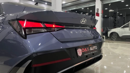 Hyundai ELANTRA 2026 