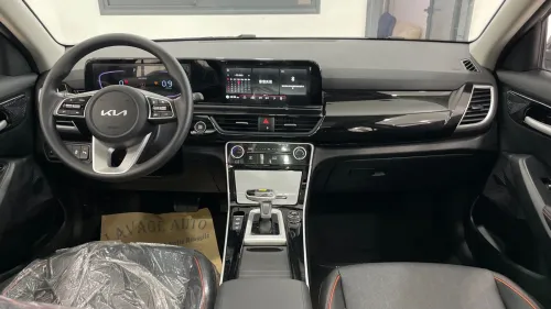 Kia Seltos 2025 Luxuri