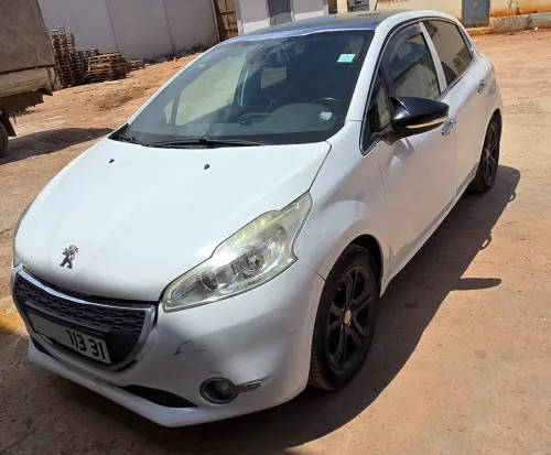 Peugeot 208 2013 Allure
