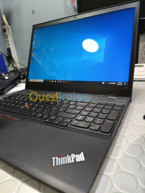 Lenovo Thinkpad T580  (15.6 pouces) / double battery (2)  / i5 8250U Up jusqu'à 3.4GHz   / ssd NVme 