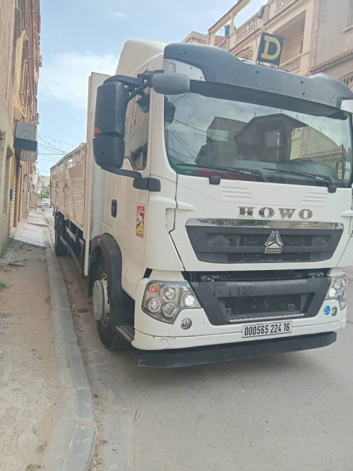 HOWO 13 TON 2024