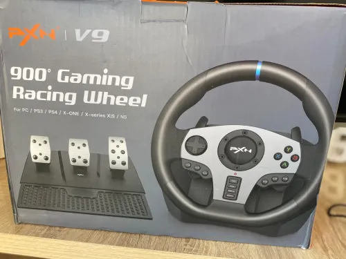 Volant pxn v9 etat 10/10 avec boite