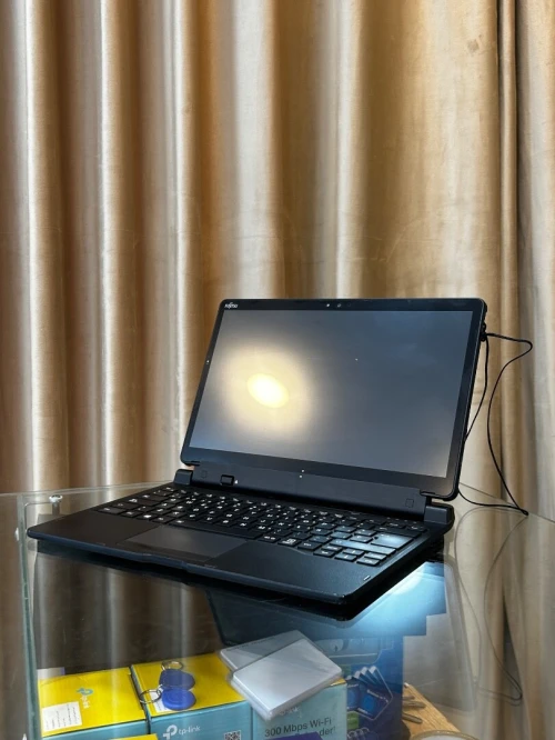 LAPTOP FUJITSU STYLISTIC i7-8665U 16GB 256GB ECRAN 13" FHD TACTILE DETACHABLE 