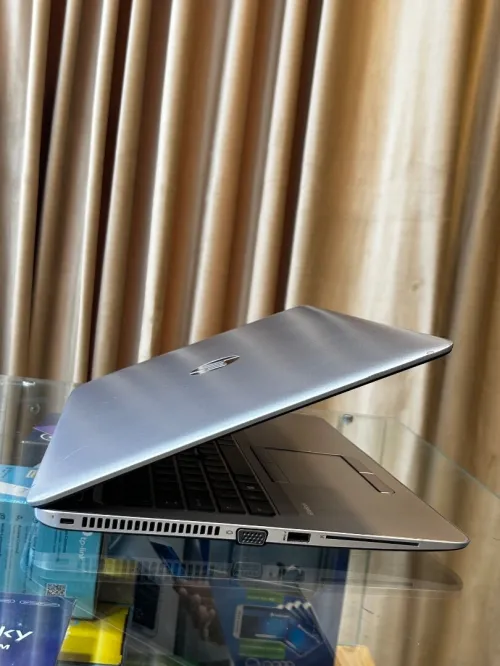 HP ELITEBOOK 850 G3 i5-6300U 8GB 128GB ÉCRAN 15"FHD