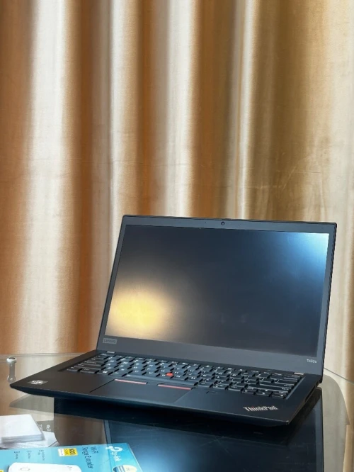 Lenovo THINKPAD T495s RYZEN 5 3500 8GB 256GB ÉCRAN 14"FHD