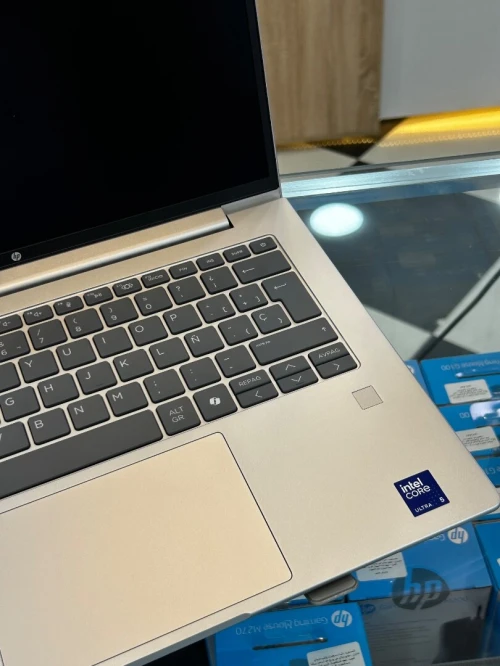 HP PROBOOK 4 G1i14  ULTRA 5 255U 16GB 512GB SSD Écran14" FHD