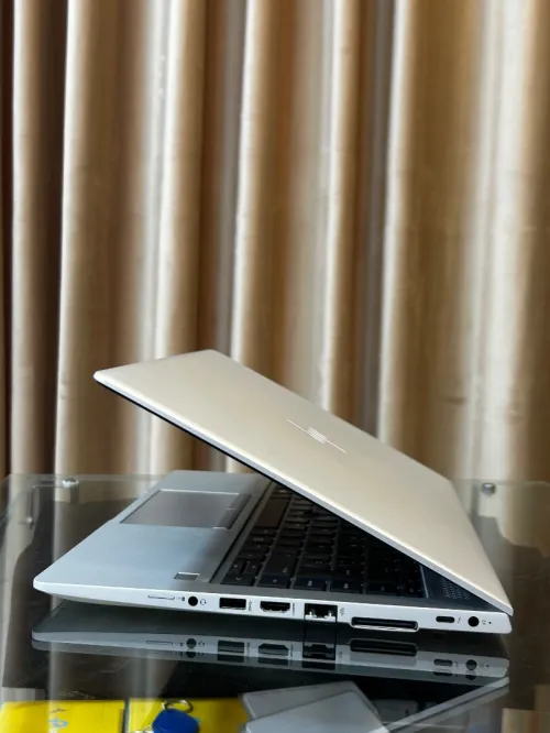 HP ELITEBOOK 830 G5 i7-8550U 16GB 256GB ECRAN 14"FHD