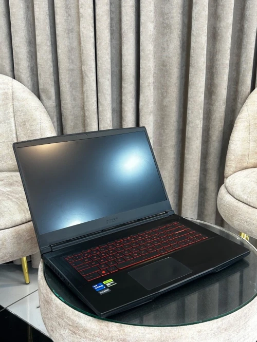 LAPTOP MSI GF63 THIN I7-11800H 16GB 512GB RTX 3050 4GB 15,6' FHD 144HZ