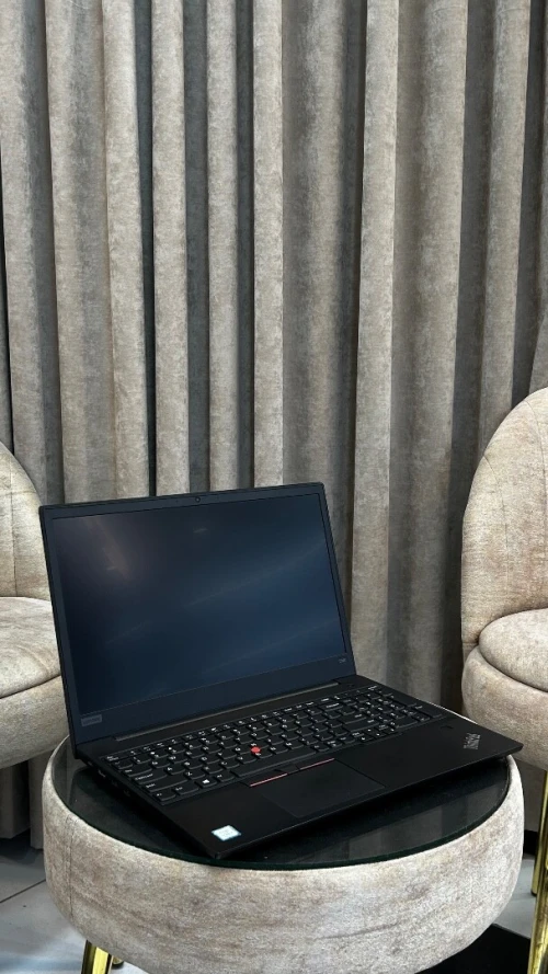 LENOVO THINKPAD E580 i5-8265U 8GB 256GB 15"FHD