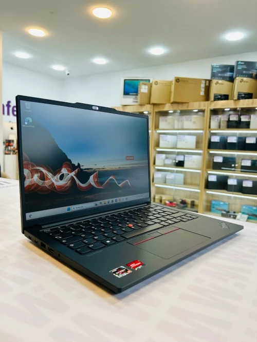 THINKPAD E14 RYZEN 5-7535U 16GB-512GB ECRAN 14" FHD NEUF