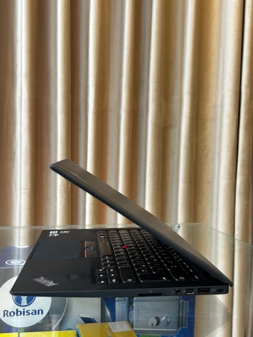 Lenovo THINKPAD x1 CARBONE i5-3427U 8GB 256GB ÉCRAN 14"FHD 