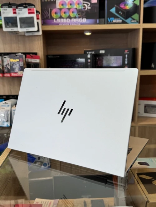 HP ELITEBOOK 6 G1i 14 ULTRA 5 255U 16GB 512GB ÉCRAN 14" FHD
