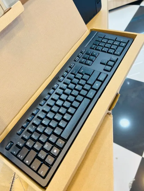 PC BUEAU HP 290 G9 I5-12500T 8GB/512GBSSD ECRAN 21.5" FHD