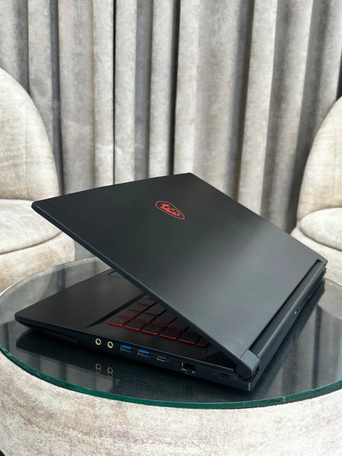 LAPTOP MSI GF63 THIN I7-11800H 16GB 512GB RTX 3050 4GB 15,6' FHD 144HZ