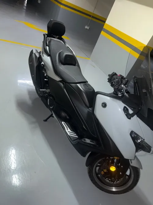 Yamaha Tmax tech Max 2025