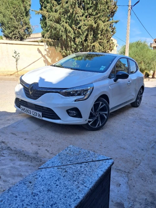 Renault Clio 5  2023 Equilibre