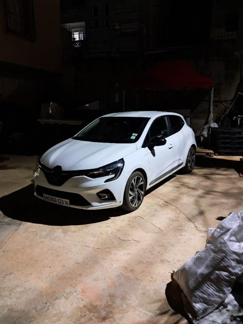 Renault Clio 5  2023 Equilibre