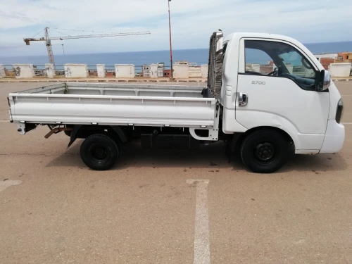 Kia Kia k2700 2013