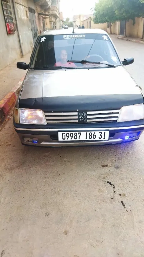 Peugeot 205 1986 Junior