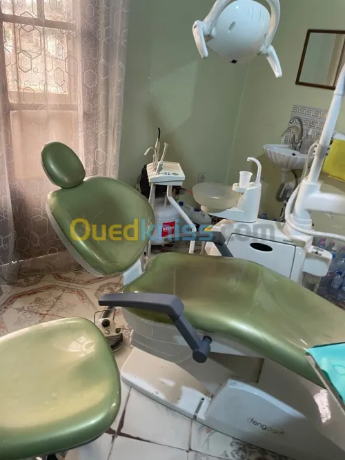 Fauteil Burreau Et Accessoires Pour Chirurgie Dentaire