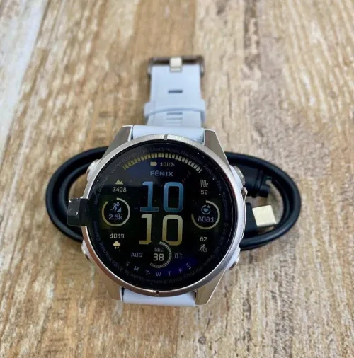 Garmin fēnix 8 S AMOLED saphir 