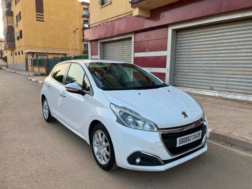Peugeot 208 2016 Active Facelift