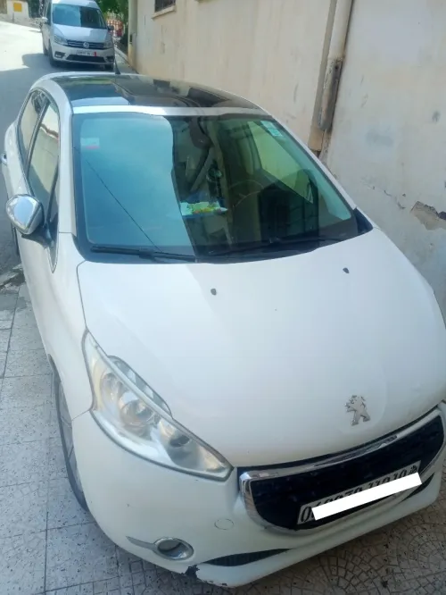 Peugeot 208 2013 Allure