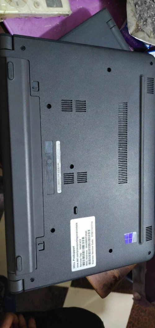 Dell i5 4th/ 5th la ram 8G 128ssd