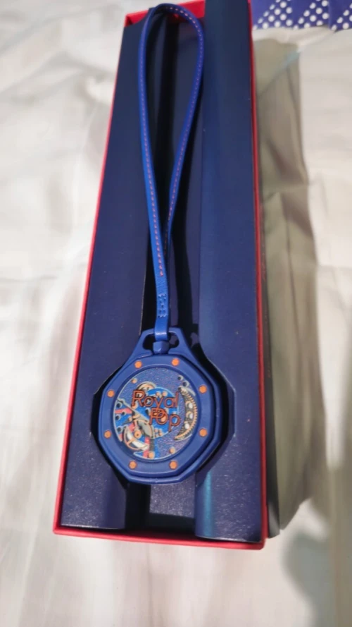 Montre collaboration Swatch & Piguet